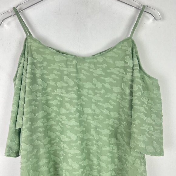 NWOT Stitch Fix Kaileigh Valette Back Detail Cold Shoulder Knit Top Size Medium - Picture 2 of 10